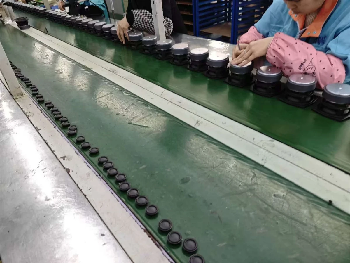 998673b9ec691e177d818178f7cb128 998673b9ec691e177d818178f7cb128